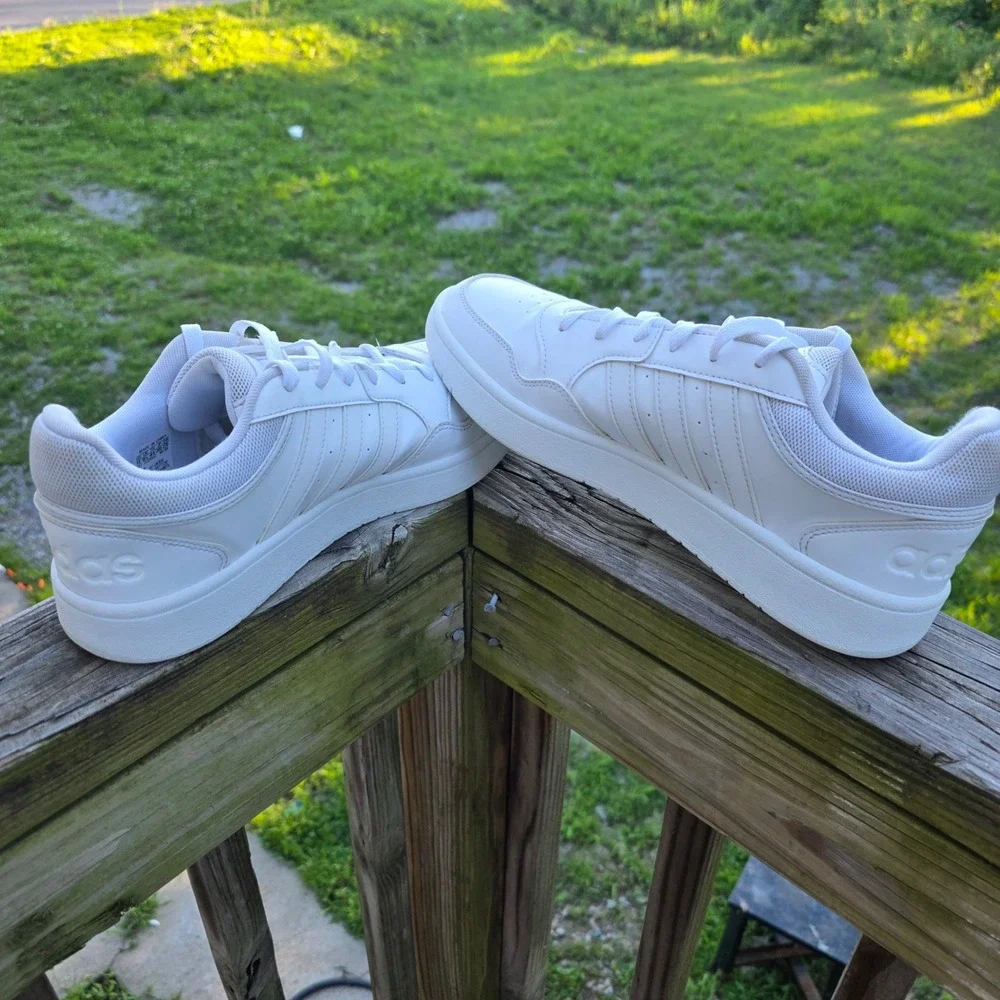 Adidas Hoops 3.0 Low Classic Vintage Mens Shoes Triple White GW3036 Size 11